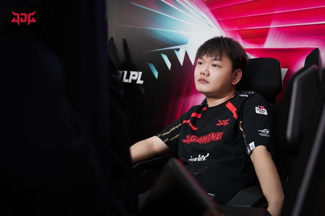 金钱与名气 金钱与名气