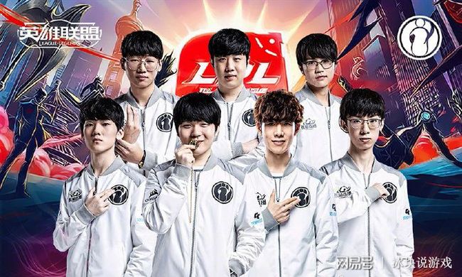 是观众翘首 是观众翘首