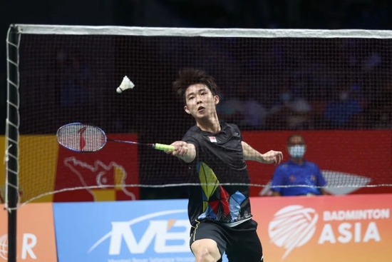 除了她自身 除了她自身