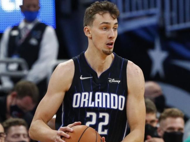 在激烈的亚 在激烈的亚