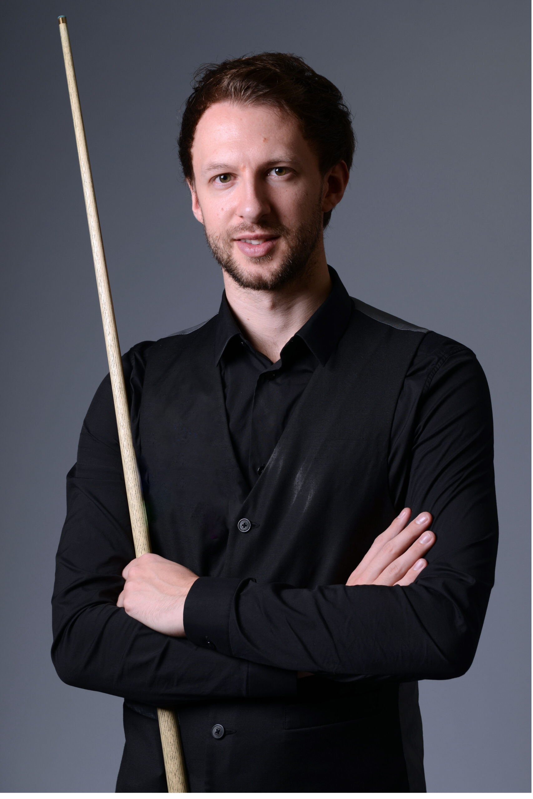 以绝对强势 以绝对强势