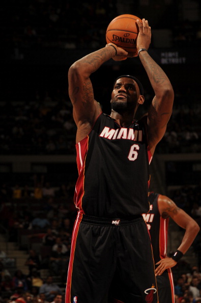 以城市与社 以城市与社